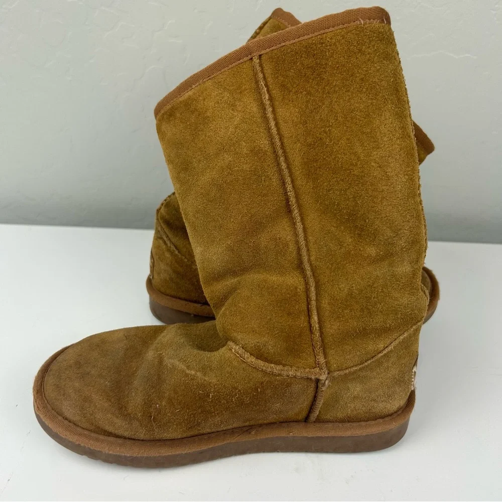Koolaburra by Ugg Victoria tall tan suede faux fur boots girls size 2